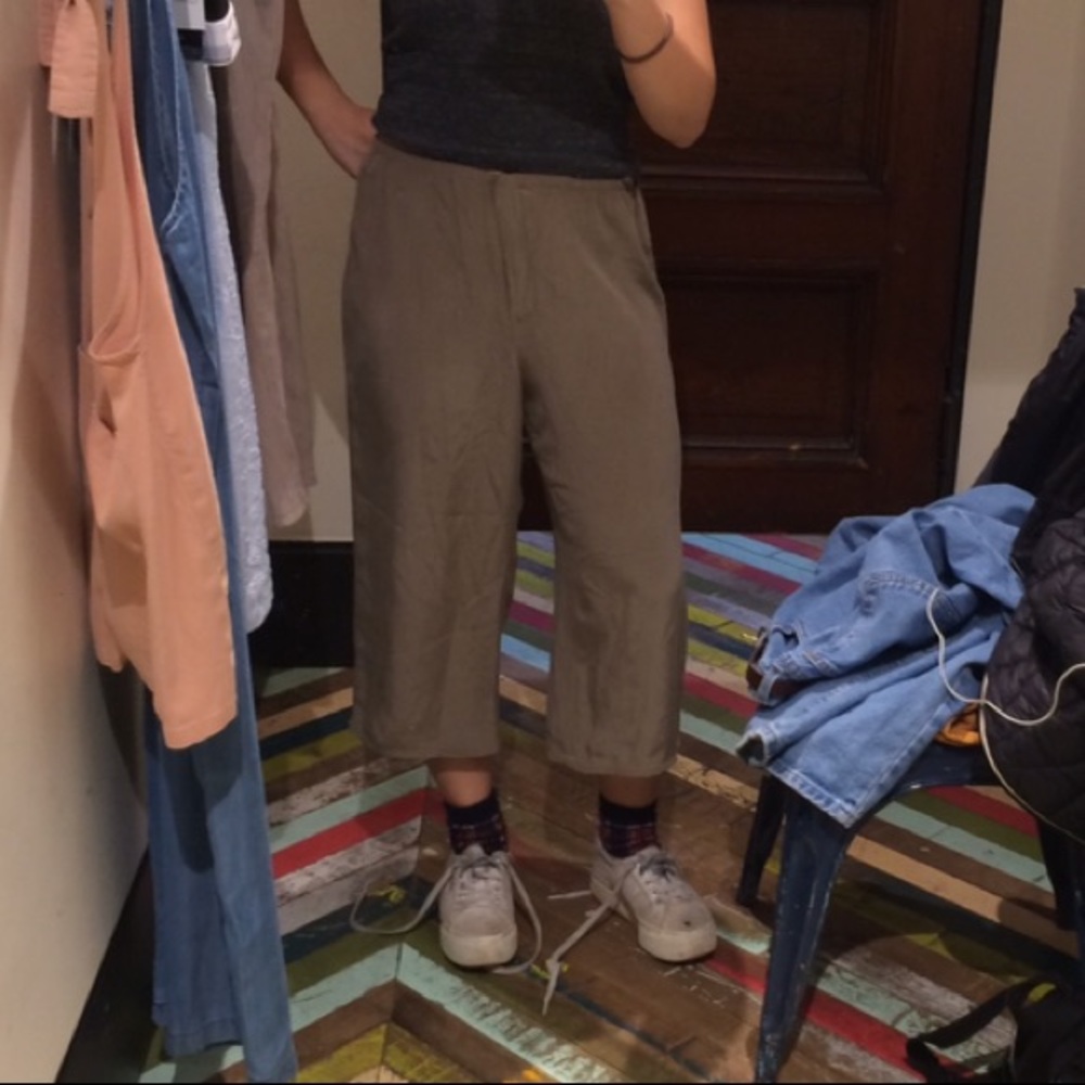 Taupe Culotte Pants UNWORN - Picture 2 of 2